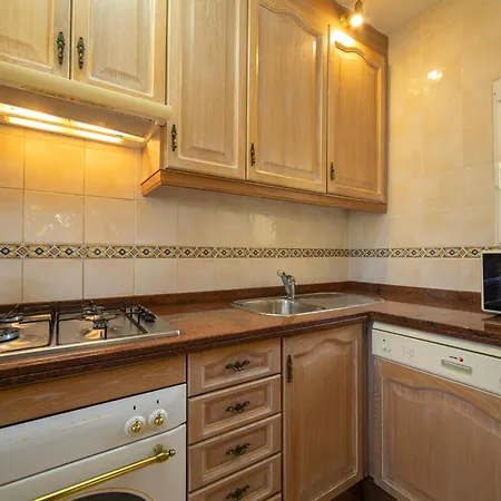 Servinola By Interhome *