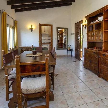 Servinola By Interhome *